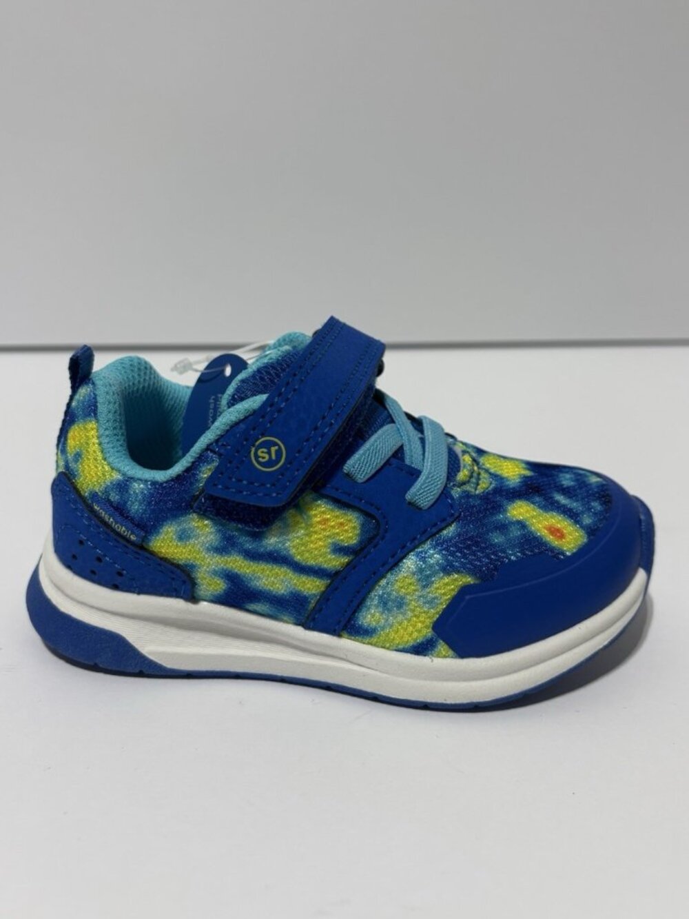 Stride Rite Toddlers’ M2P Wiley Blue Multi Sneakers, Boys’ 6 M